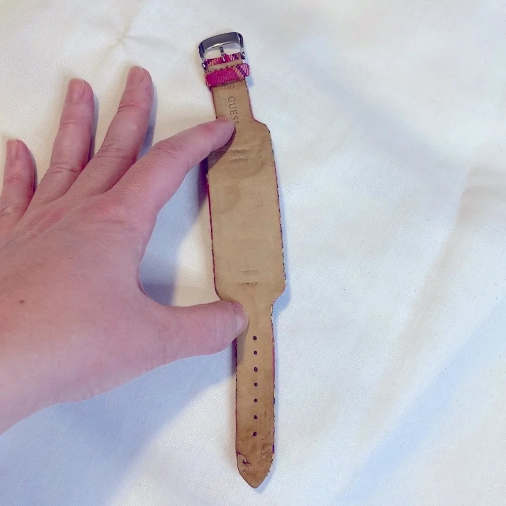 Working! Vintage Y2k Guess Pink Plaid Fabric Watch